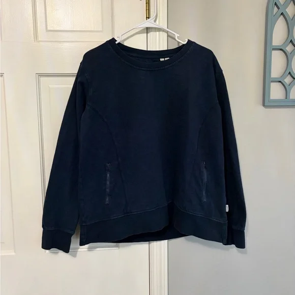 Orvis Navy Crewneck Pullover Sweatshirt - Picture 1 of 5